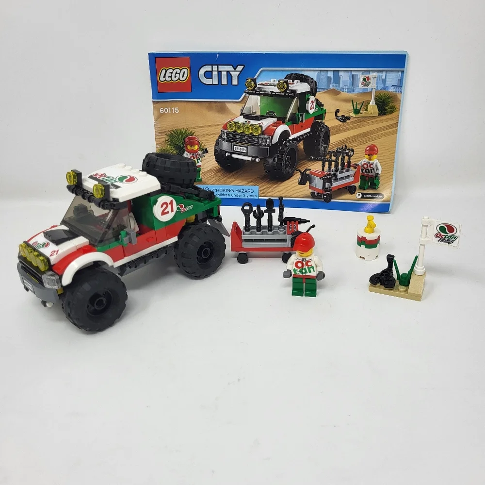 LEGO City 4 x 4 Off‎ Roader 60115 Complete Set Retired